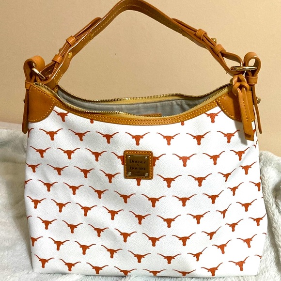 EUC Dooney & Bourke UT leather satchel